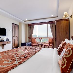 Premium King Room